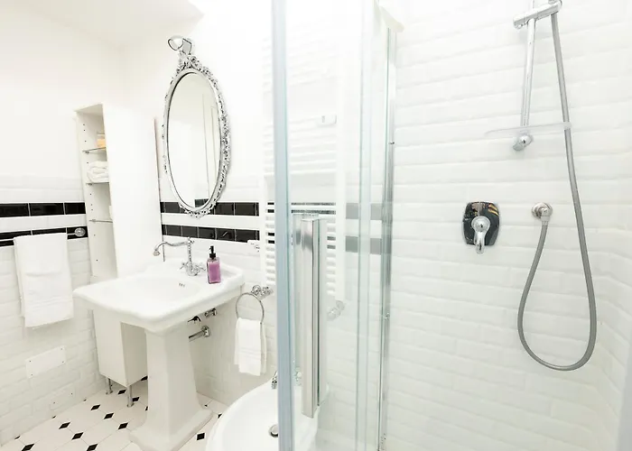 Olimpia House - Gianicolense * Rom